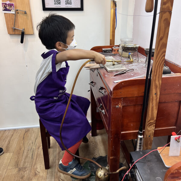 Ddreamer Jewelry Making workshops - Ho Chi Minh City Saigon Viet Ddreamer Jewelry Making workshops Ho Chi Minh City Saigon Vietnam Kid Friendly Workshops 05