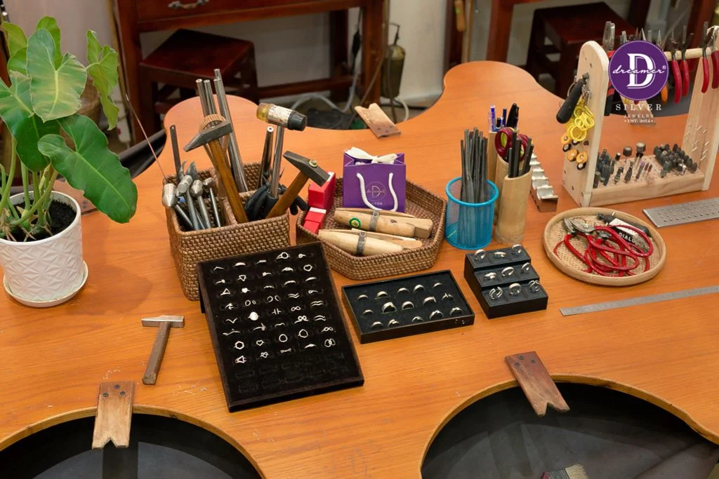 How to Make Your Own Silver Jewelry in Ho Chi Minh City 02How to Make Your Own Silver Jewelry in Ho Chi Minh CityDdreamer JewelryHow to Make Your Own Silver Jewelry in Ho Chi Minh City How to Make Your Own Silver Jewelry in Ho Chi Minh City 02How to Make Your Own Silver Jewelry in Ho Chi Minh CityDdreamer JewelryHow to Make Your Own Silver Jewelry in Ho Chi Minh City