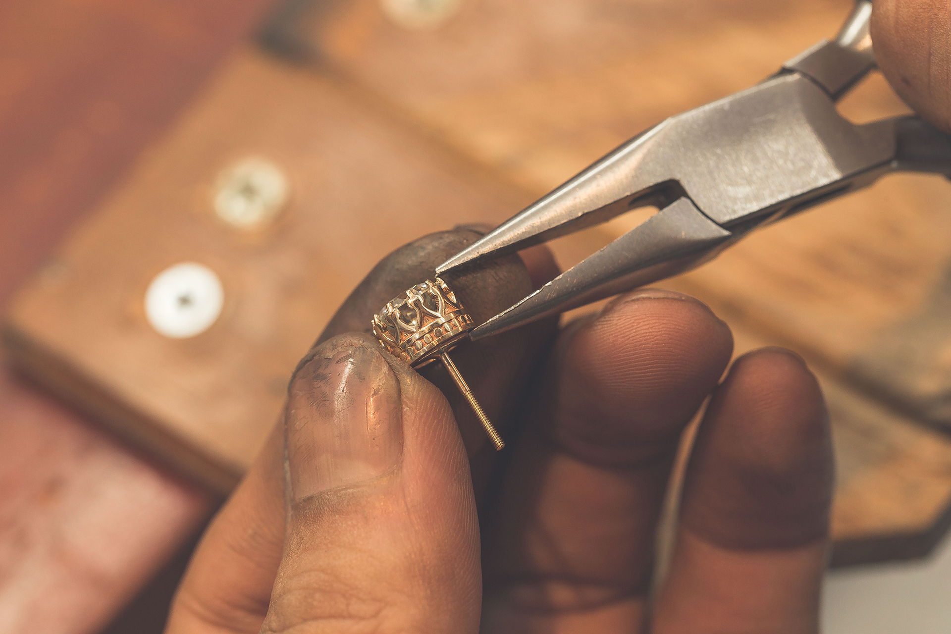 Ddreamer Jewelry ShowCase Bespoke Crown 18k Gold Earringsjpg (10)Fit for Royalty: Bespoke Crown Stud EarringsDdreamer JewelryFit for Royalty: Bespoke Crown Stud Earrings • Ddreamer Jewelry Ddreamer Jewelry ShowCase Bespoke Crown 18k Gold Earringsjpg (10)Fit for Royalty: Bespoke Crown Stud EarringsDdreamer JewelryFit for Royalty: Bespoke Crown Stud Earrings • Ddreamer Jewelry