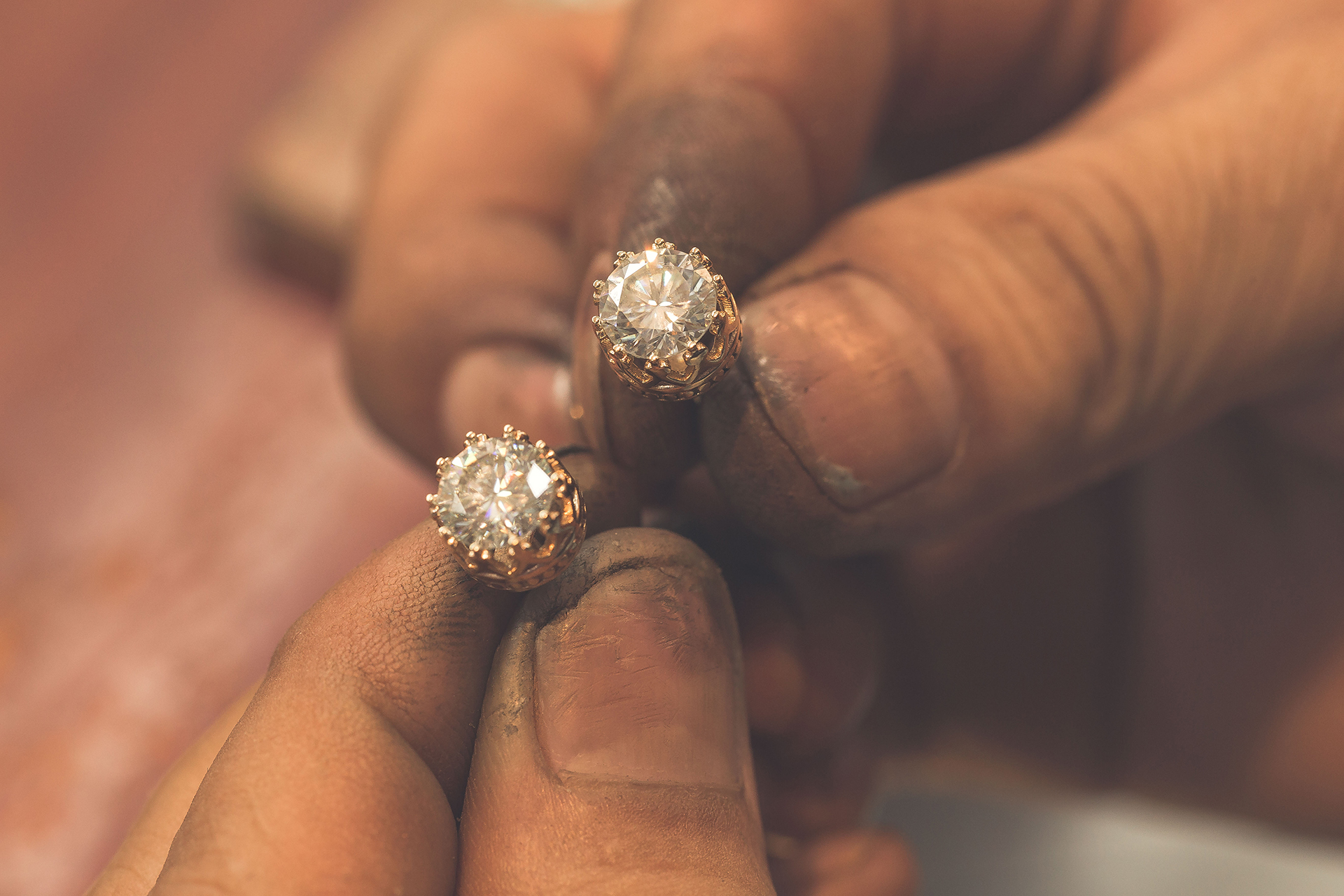 Ddreamer Jewelry ShowCase Bespoke Crown 18k Gold Earringsjpg (9)Fit for Royalty: Bespoke Crown Stud EarringsDdreamer JewelryFit for Royalty: Bespoke Crown Stud Earrings • Ddreamer Jewelry Ddreamer Jewelry ShowCase Bespoke Crown 18k Gold Earringsjpg (9)Fit for Royalty: Bespoke Crown Stud EarringsDdreamer JewelryFit for Royalty: Bespoke Crown Stud Earrings • Ddreamer Jewelry