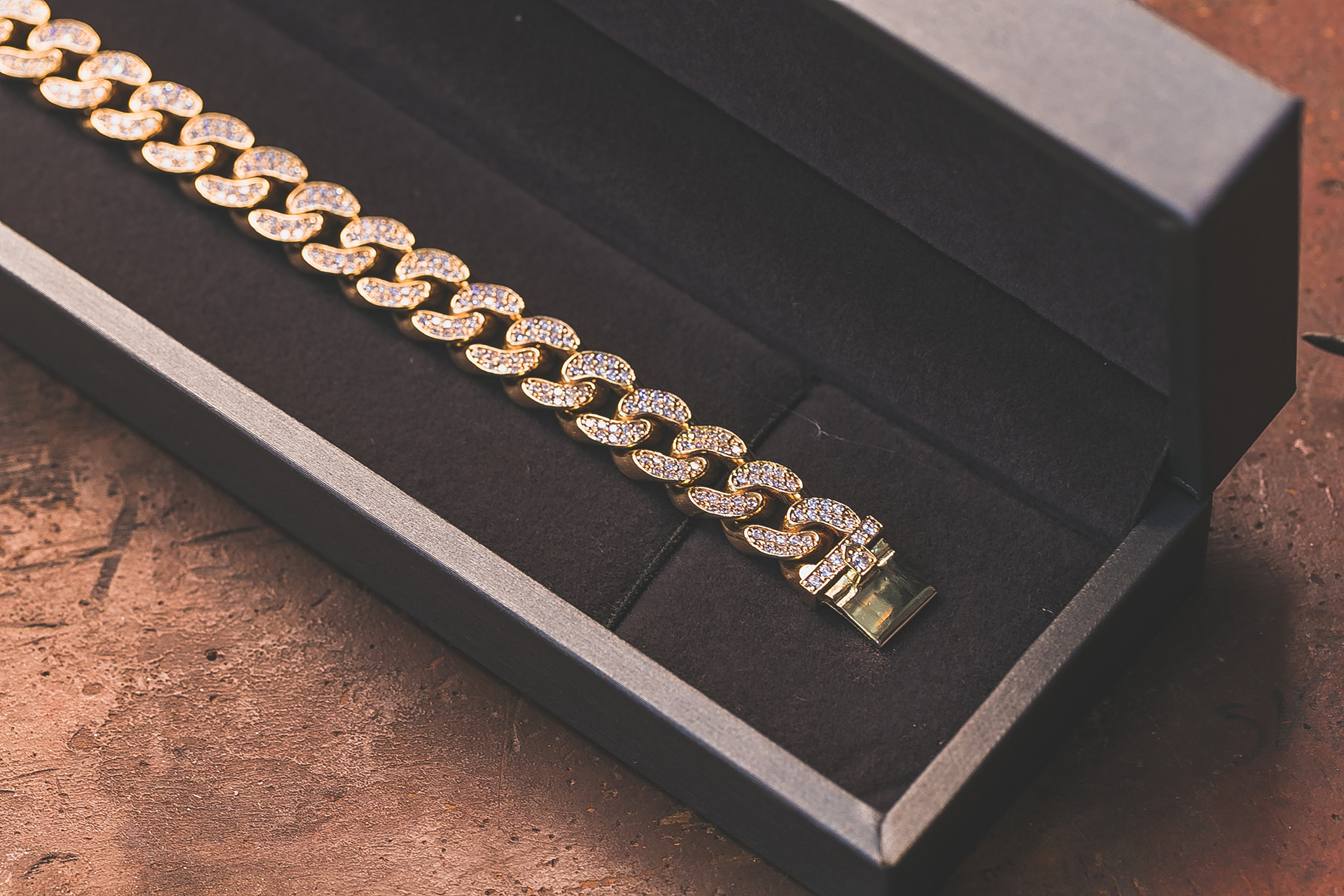 Ddreamer Jewelry ShowCase Bespoke Mens Cuban Bracelet 18k Gold Moissanite (9)Opulence Redefined: Bespoke Men's Cuban BraceletDdreamer JewelryMen's Cuban BraceletOpulence Redefined: Bespoke Men's Cuban Bracelet • Ddreamer Jewelry Ddreamer Jewelry ShowCase Bespoke Mens Cuban Bracelet 18k Gold Moissanite (9)Opulence Redefined: Bespoke Men's Cuban BraceletDdreamer JewelryMen's Cuban BraceletOpulence Redefined: Bespoke Men's Cuban Bracelet • Ddreamer Jewelry